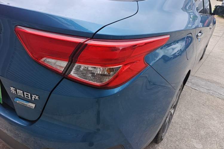 Used Nissan Lannia 2016 1.6L CVT Cool Edition Right Rear Taillight