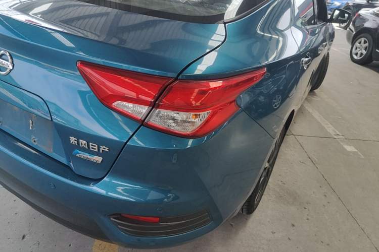 Used Nissan Lannia 2016 1.6L CVT Smart Cool Edition Right Rear Taillight