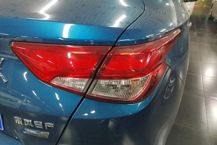 Used Nissan Lannia 2016 1.6L CVT Cool Edition Right Rear Taillight