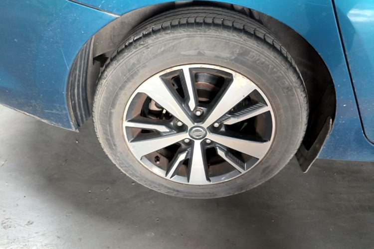Used Nissan Lannia 2016 1.6L Manual Cool Edition Right Rear Wheel Hub