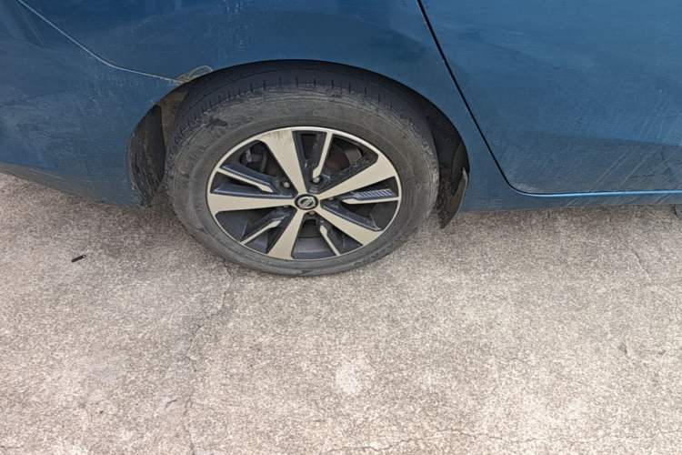 Used Nissan Lannia 2016 1.6L CVT Cool Edition Right Rear Wheel Hub
