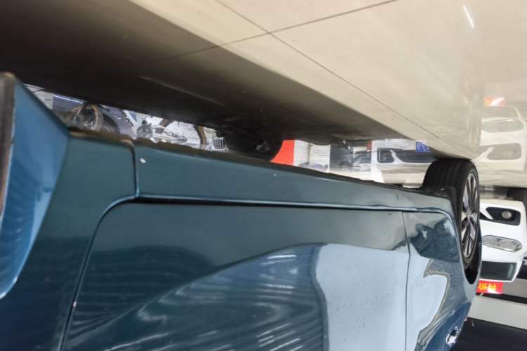Used Nissan Lannia 2016 1.6L CVT Smart Cool Edition Right Side Sill
