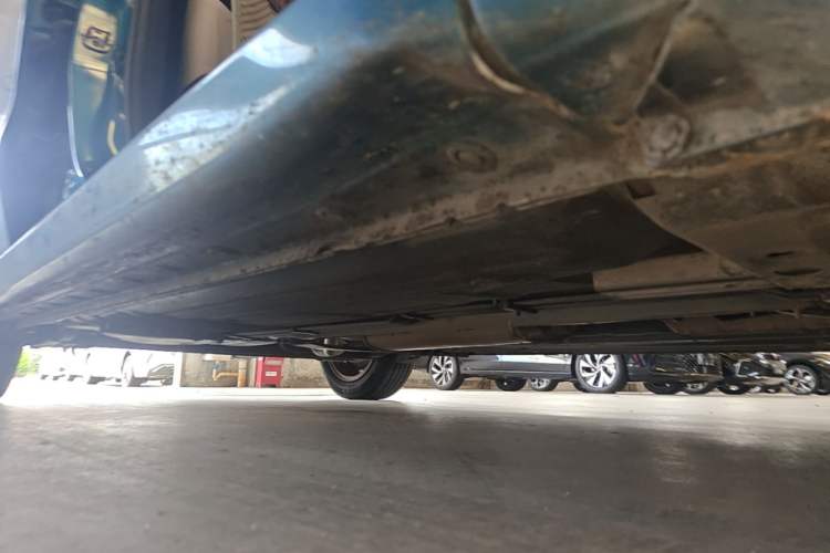 Used Nissan Lannia 2016 1.6L CVT Cool Edition Right Side Sill