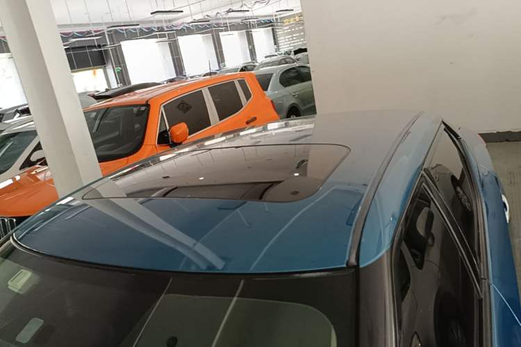 Used Nissan Lannia 2016 1.6L CVT Cool Edition Roof