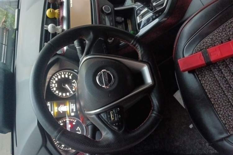 Used Nissan Lannia 2016 1.6L CVT High-Energy Version Steering Wheel