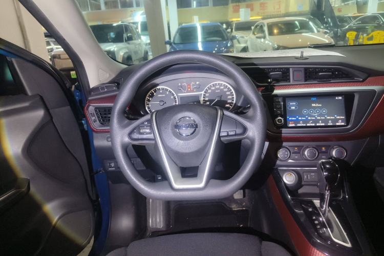 Used Nissan Lannia 2016 1.6L CVT Smart Cool Edition Steering Wheel