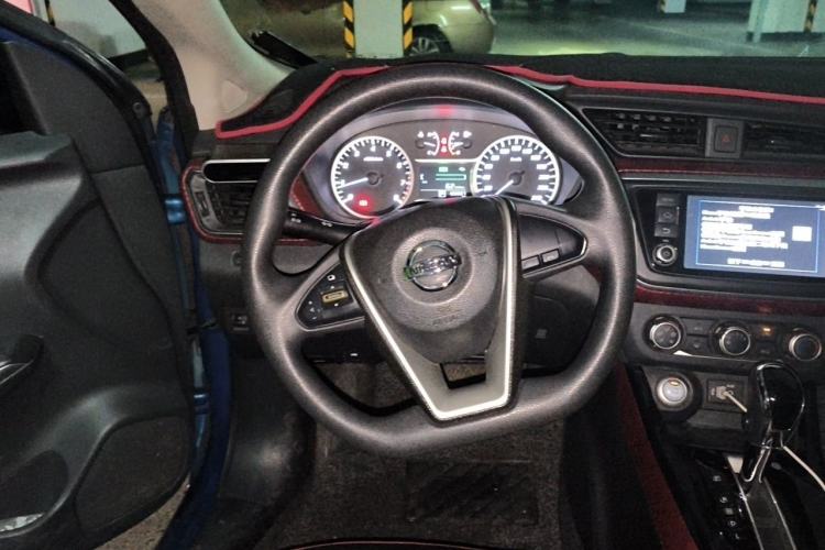 Used Nissan Lannia 2016 1.6L CVT Smart Cool Edition Steering Wheel
