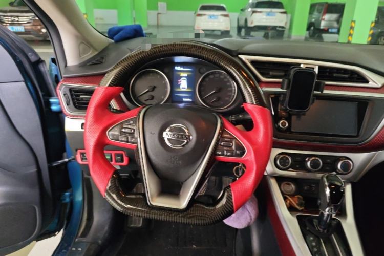 Used Nissan Lannia 2016 1.6L CVT Cool Edition Steering Wheel