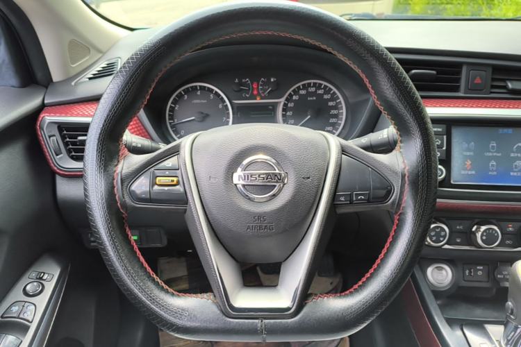 Used Nissan Lannia 2016 1.6L CVT Smart Cool Edition Steering Wheel