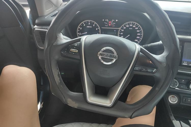 Used Nissan Lannia 2016 1.6L CVT Smart Cool Edition Steering Wheel