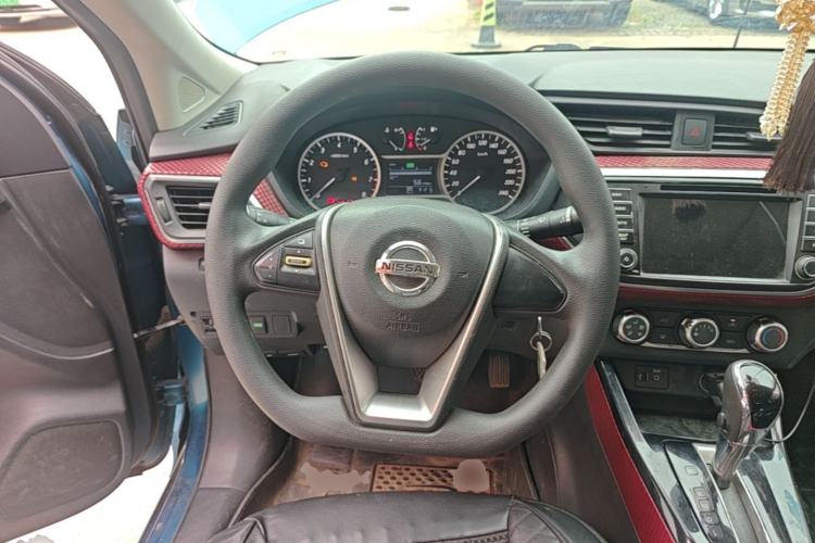 Used Nissan Lannia 2016 1.6L CVT Cool Edition Steering Wheel