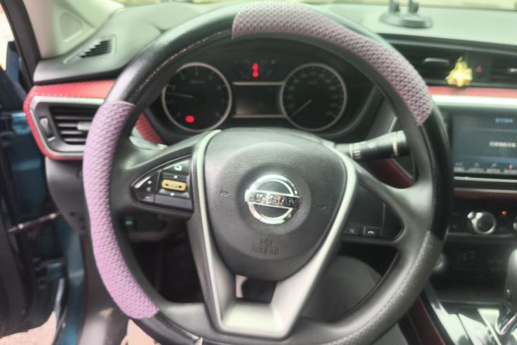 Used Nissan Lannia 2016 1.6L CVT Smart Cool Edition Steering Wheel