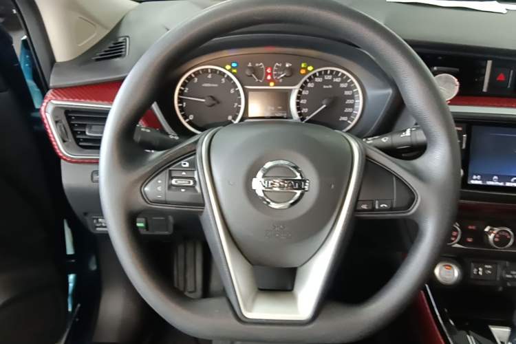 Used Nissan Lannia 2016 1.6L CVT Smart Cool Edition Steering Wheel
