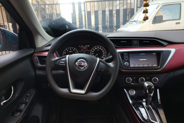 Used Nissan Lannia 2016 1.6L CVT Smart Cool Edition Steering Wheel