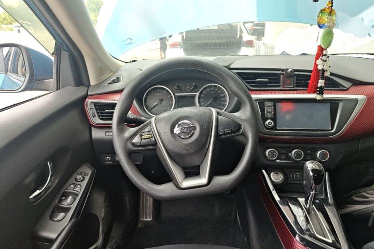 Used Nissan Lannia 2016 1.6L CVT Smart Cool Edition Steering Wheel