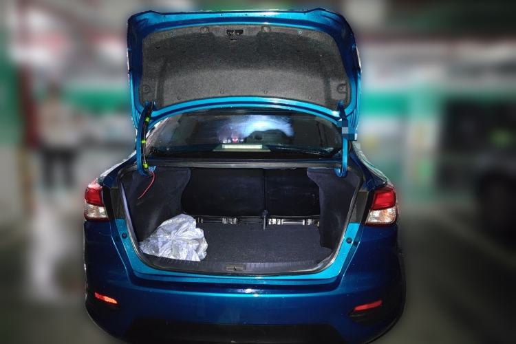 Used Nissan Lannia 2016 1.6L CVT Smart Cool Edition Trunk
