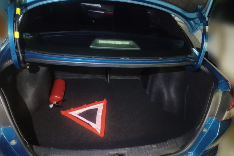 Used Nissan Lannia 2016 1.6L CVT Smart Cool Edition Trunk
