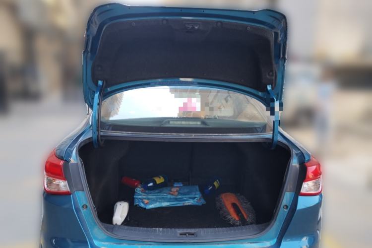 Used Nissan Lannia 2016 1.6L CVT Smart Cool Edition Trunk