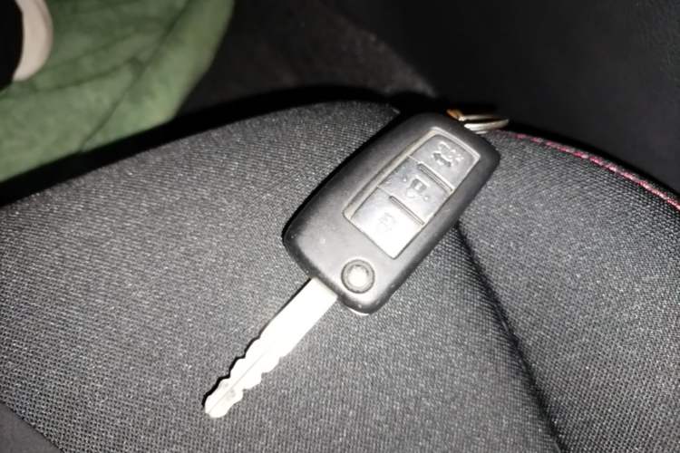 Used Nissan Lannia 2016 1.6L CVT Cool Edition Vehicle Key