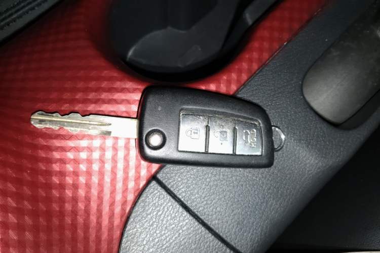 Used Nissan Lannia 2016 1.6L CVT Cool Edition Vehicle Key