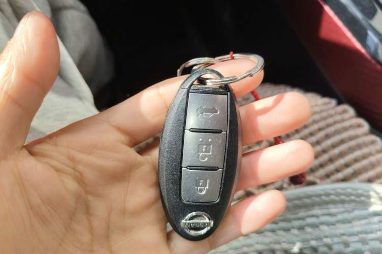 Used Nissan Lannia 2016 1.6L CVT Smart Cool Edition Vehicle Key