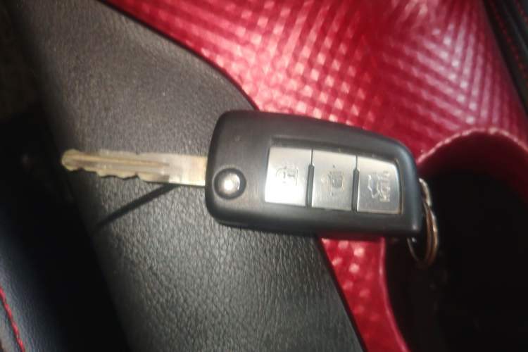 Used Nissan Lannia 2016 1.6L CVT Cool Edition Vehicle Key