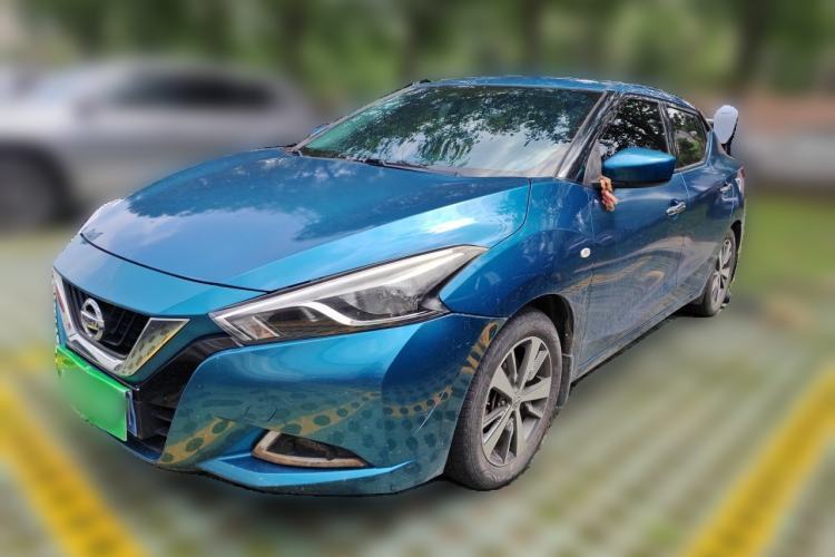 Gebrauchter Nissan Lannia 2016 1.6L Manual Fashion Edition Guazi used car, China used car export, Used car for sale, Used  cars, Cheapest cars for sale