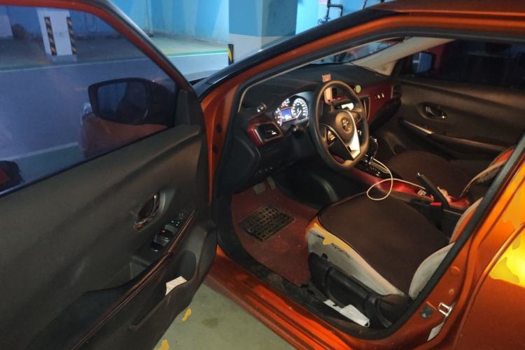 Used Nissan Lannia 2016 1.6L CVT Smart Cool Edition Driver Seat