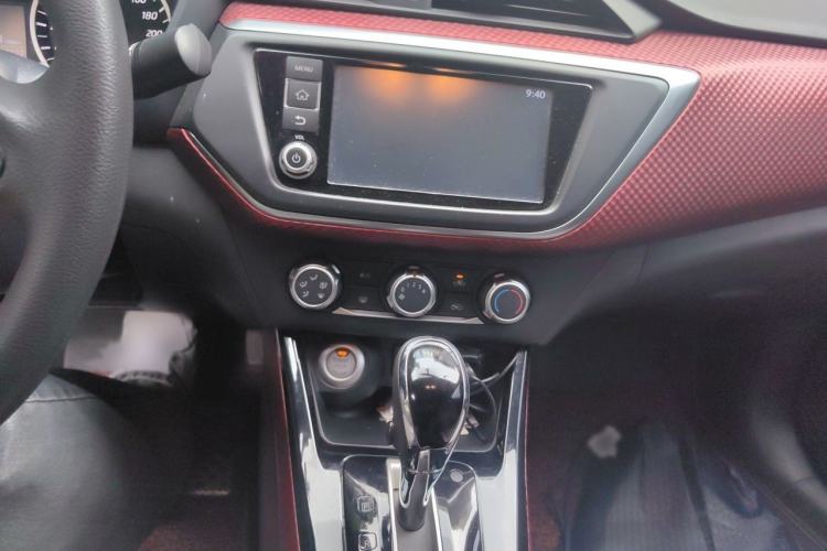Used Nissan Lannia 2016 1.6L CVT Smart Cool Edition Audio And AC Panel