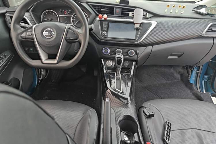 Used Nissan Lannia 2016 1.6L CVT Smart Cool Edition Audio And AC Panel