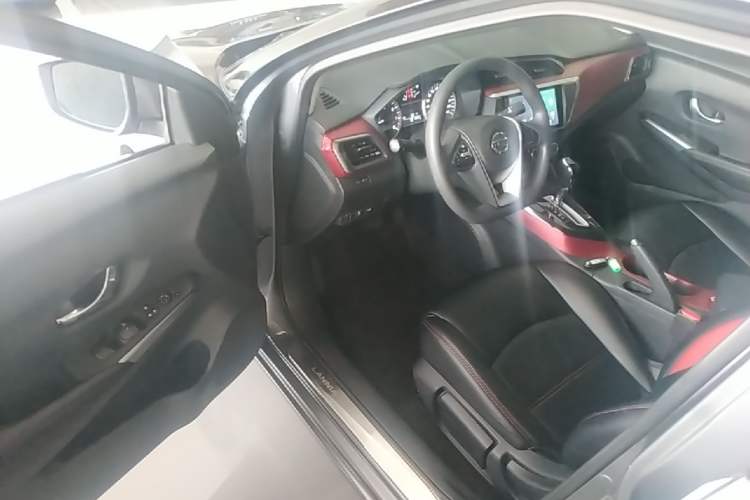 Used Nissan Lannia 2016 1.6L CVT Smart Cool Edition Driver Seat