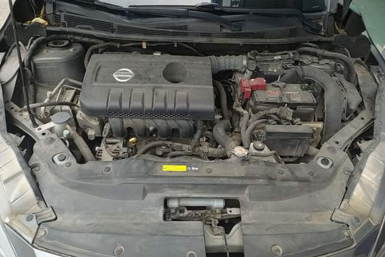 Used Nissan Lannia 2016 1.6L CVT Smart Cool Edition Engine Bay