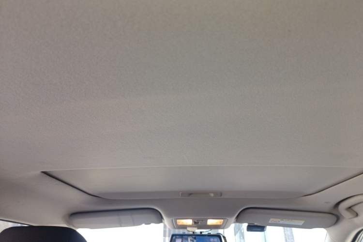 Used Nissan Lannia 2016 1.6L Manual Cool Edition Headliner