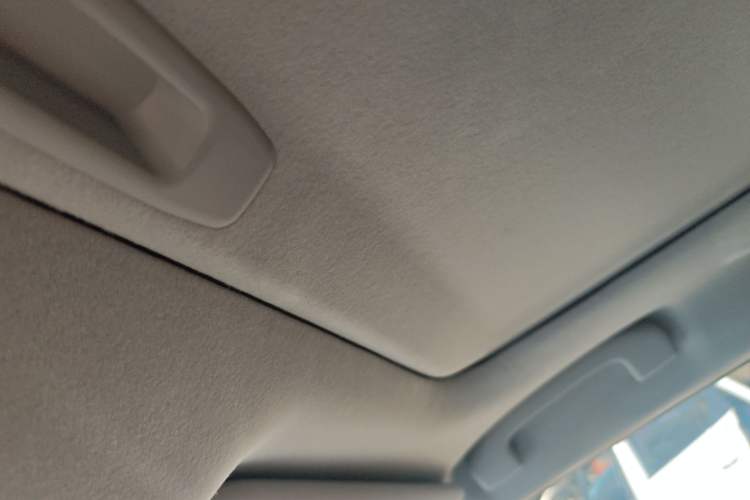 Used Nissan Lannia 2016 1.6L CVT Smart Cool Edition Headliner