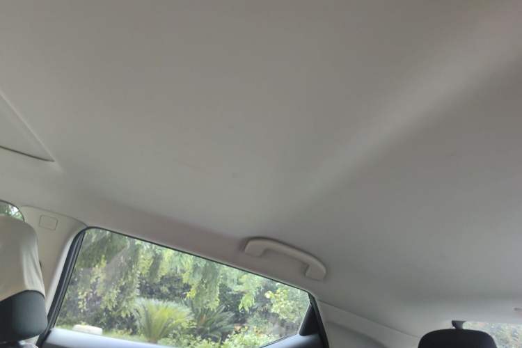 Used Nissan Lannia 2016 1.6L CVT Smart Cool Edition Headliner