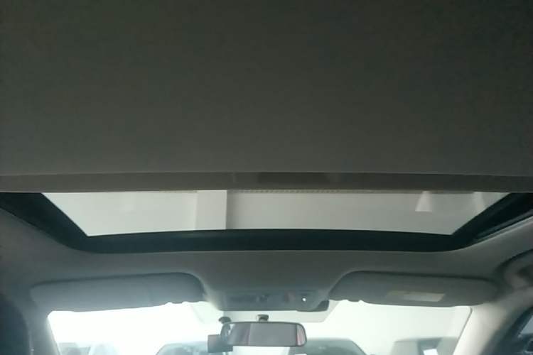 Used Nissan Lannia 2016 1.6L CVT Smart Cool Edition Headliner