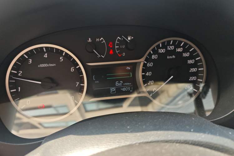 Used Nissan Lannia 2016 1.6L CVT Smart Cool Edition Instrument Cluster