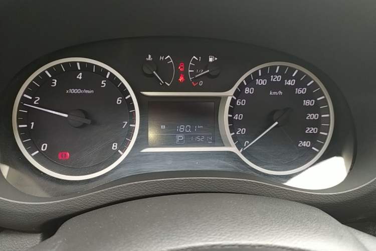 Used Nissan Lannia 2016 1.6L CVT Smart Cool Edition Instrument Cluster