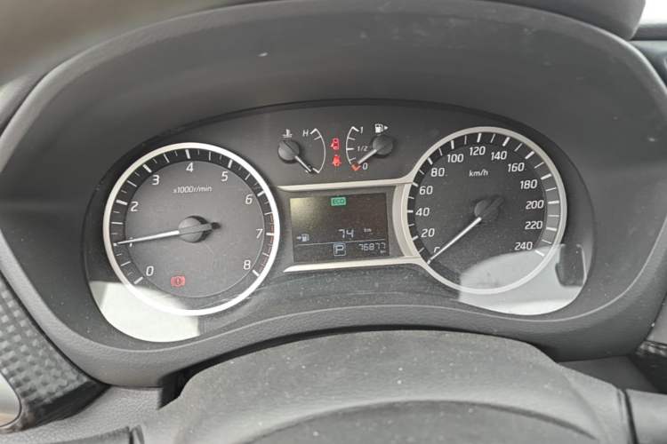 Used Nissan Lannia 2016 1.6L CVT Smart Cool Edition Instrument Cluster