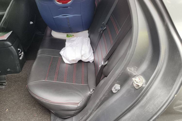 Used Nissan Lannia 2016 1.6L CVT Smart Cool Edition Left Rear Seat