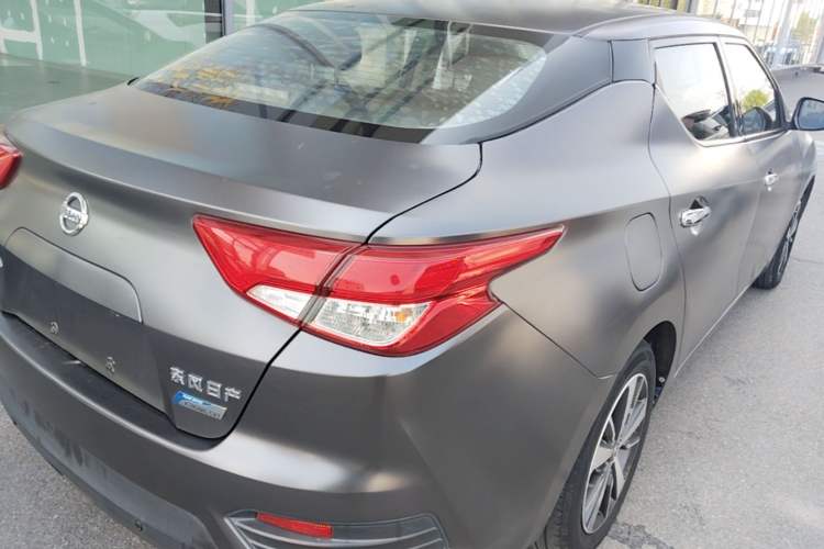Used Nissan Lannia 2016 1.6L CVT Cool Edition Rear Right 45 Deg