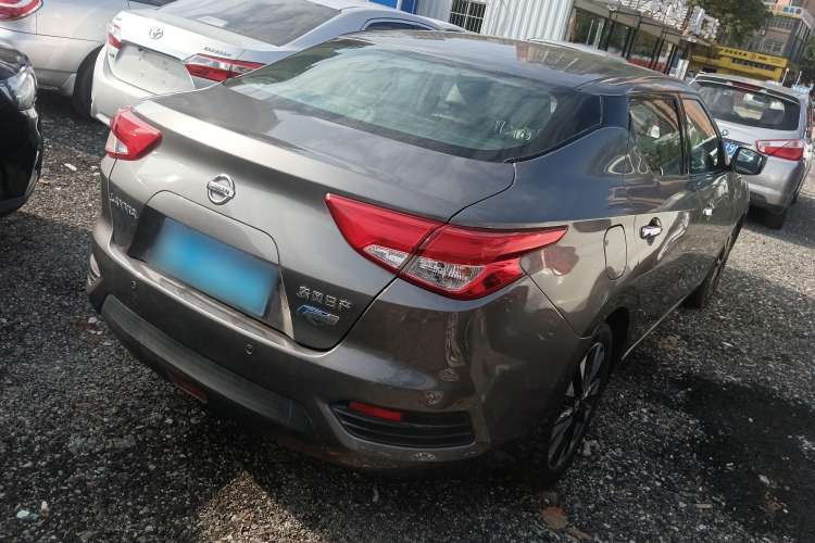 Used Nissan Lannia 2016 1.6L CVT Smart Cool Edition Rear Right 45 Deg