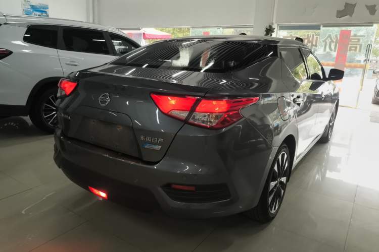 Used Nissan Lannia 2016 1.6L CVT Smart Cool Edition Rear Right 45 Deg