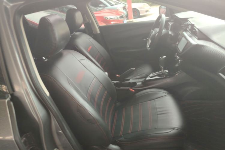 Used Nissan Lannia 2016 1.6L CVT Smart Cool Edition Right Front Seat