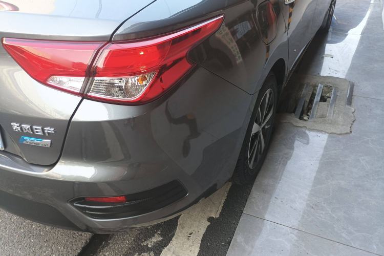 Used Nissan Lannia 2016 1.6L CVT Cool Edition Right Rear Taillight
