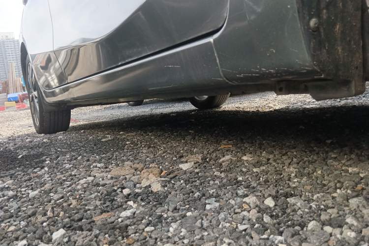 Used Nissan Lannia 2016 1.6L CVT Smart Cool Edition Right Side Sill