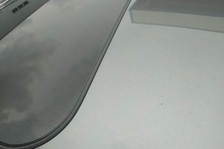 Used Nissan Lannia 2016 1.6L CVT Smart Cool Edition Roof