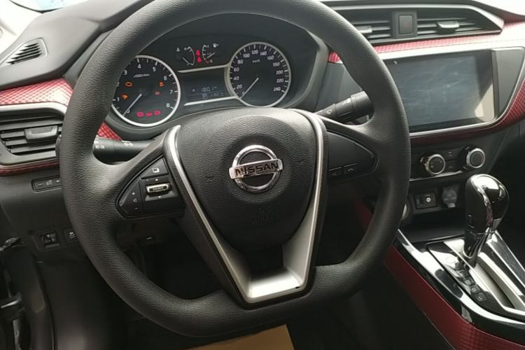Used Nissan Lannia 2016 1.6L CVT Smart Cool Edition Steering Wheel