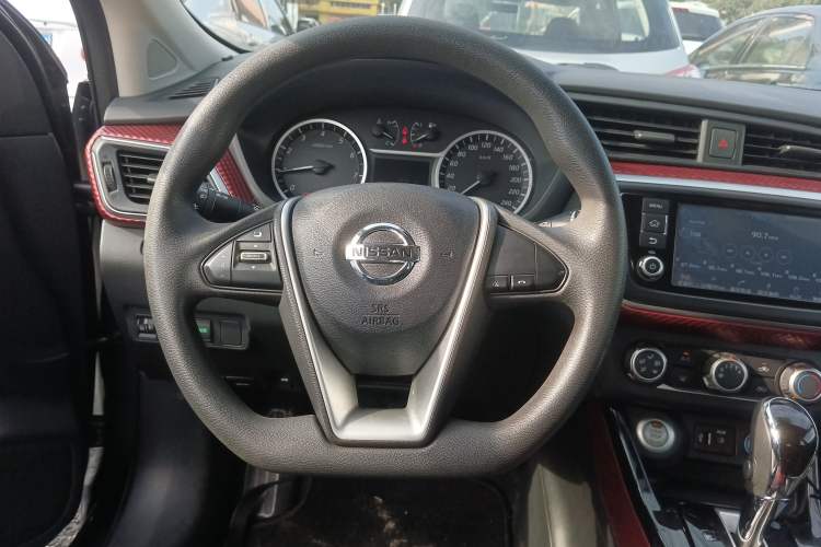 Used Nissan Lannia 2016 1.6L CVT Smart Cool Edition Steering Wheel