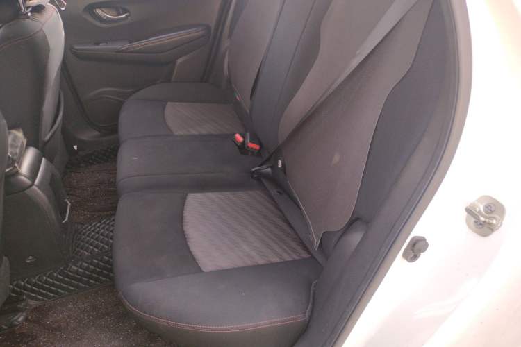 Used Nissan Lannia 2016 1.6L CVT Smart Cool Edition Left Rear Seat